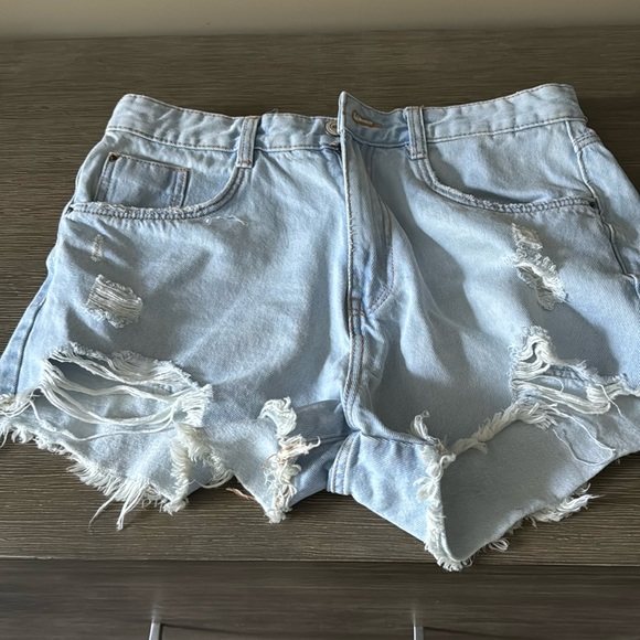 Zara Pants - Never worn Zara denim shorts